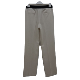 Calças Albaconde com Cós Preto e Aplicação