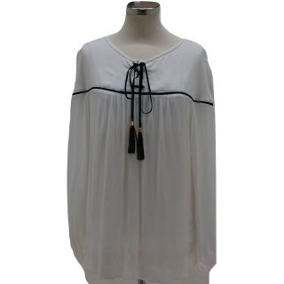 Túnica Albaconde com Ilhós no Decote