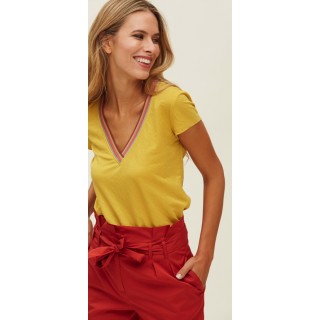 T-shirt decote V Oky